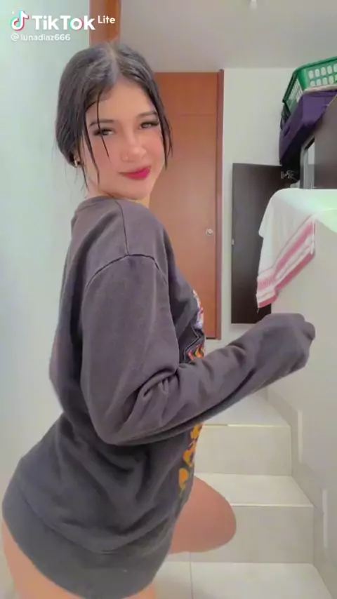 bella diaz onlyfans & luna diaz onlyfansDiscover