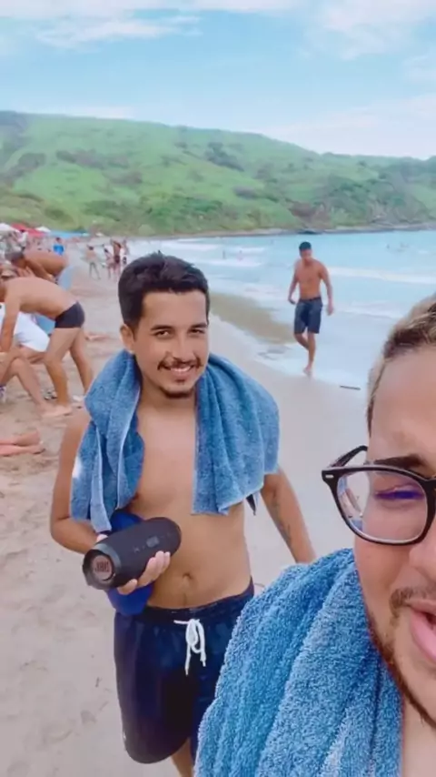 angel fernandez nudez
