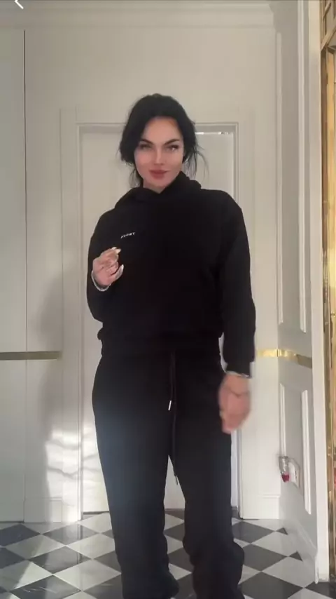 jezzi.xo twitter Discover