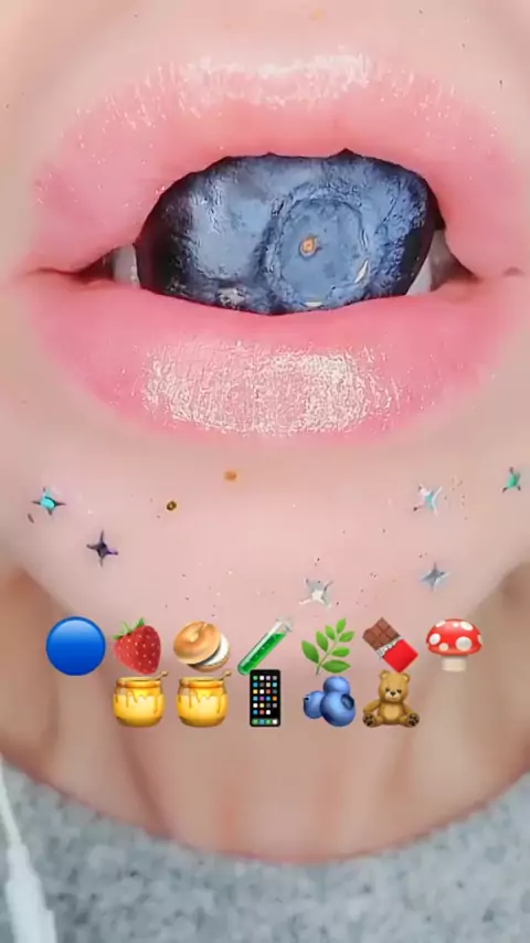 lillyvinnily feet & lillyvinnily asmr leaked video| Kwai