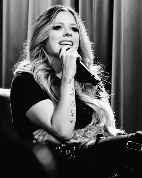 lacey evans nud & lacey evans naked videosDiscovKwai