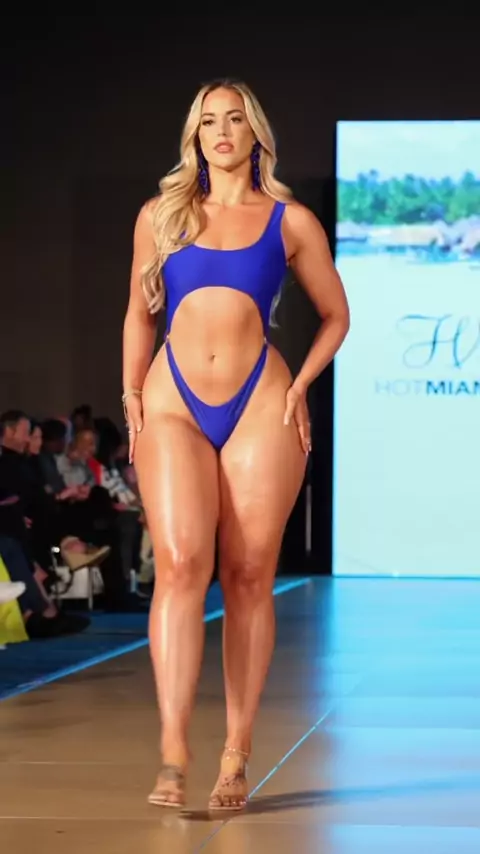 Marissa Munoz fans Discover