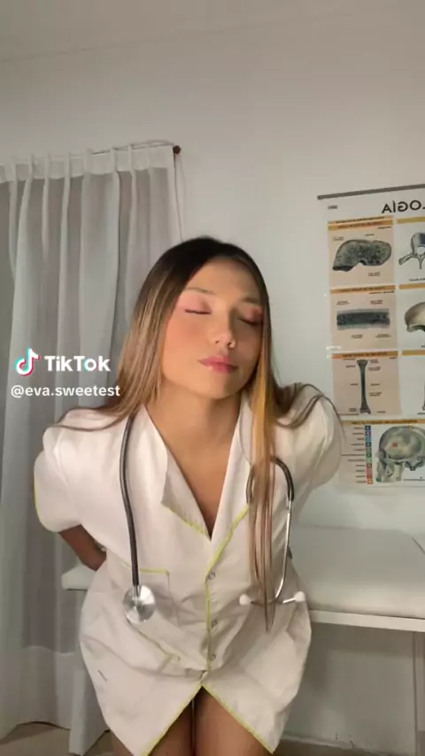 lilly blooms & eva sweetest onlyfans photosDiscoKwai