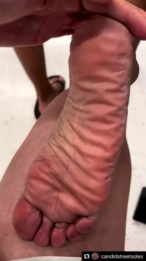 boob slip candid & candid nip slipsDiscover