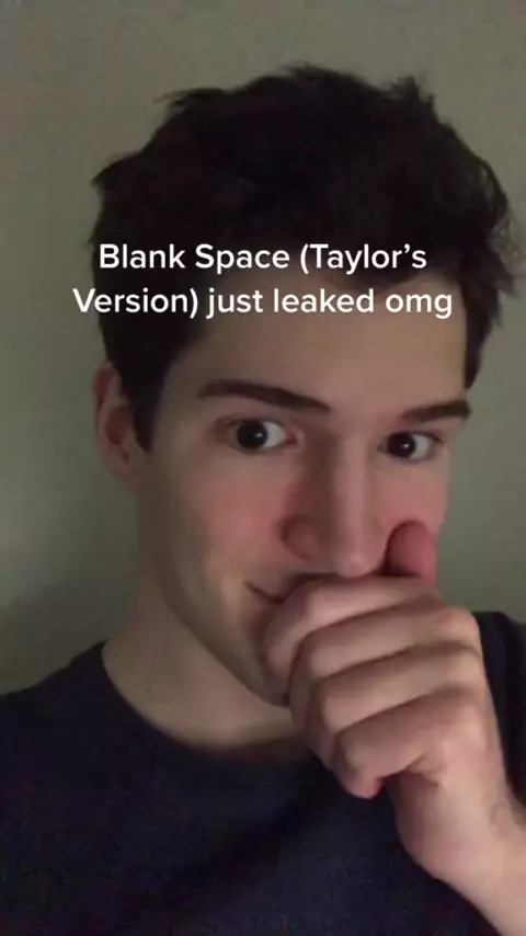 sierra peach & taylor peach leaked photosDiscoveKwai