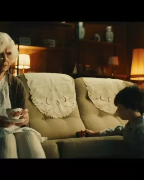 sarah hayes naked pictures