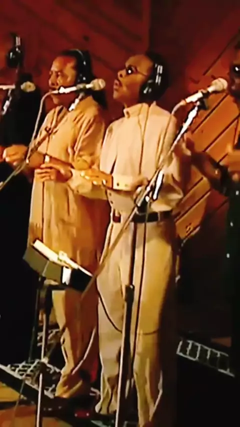 alice and haizlee naked