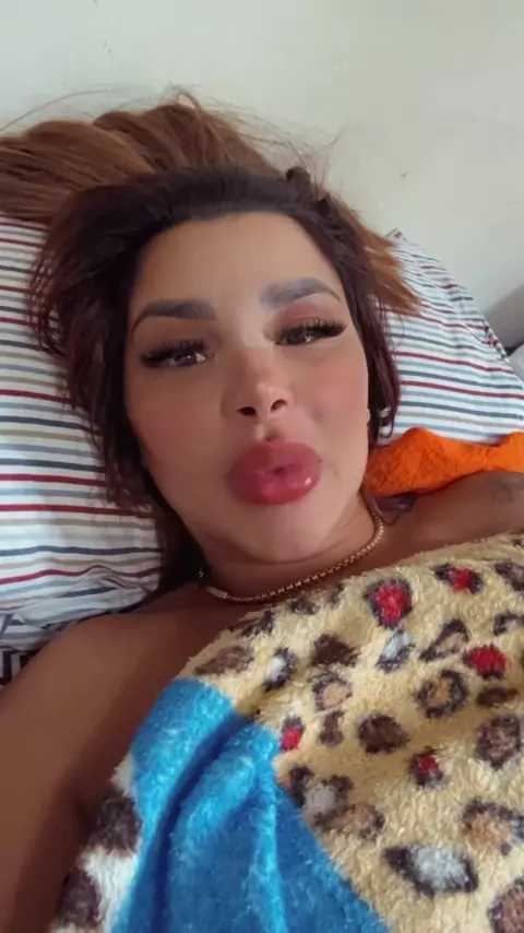 jenny lux feet & twitter jenny luxDiscover