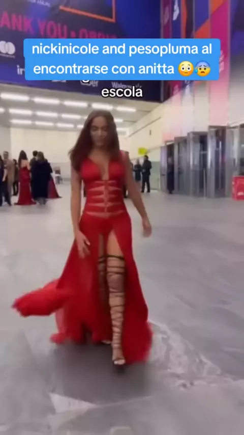 nicki nicole desnuda