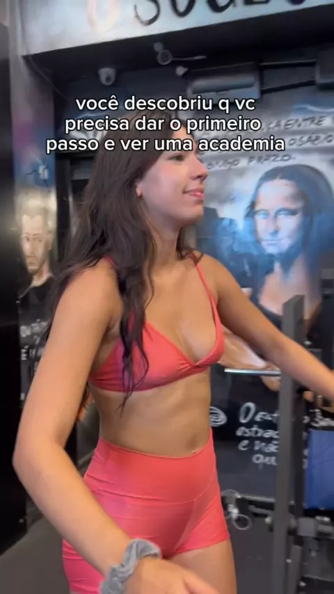 katherine paga & katherine paga 43 por mes em seu ...| Kwai