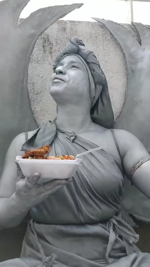 iris vallaranii onlyfans