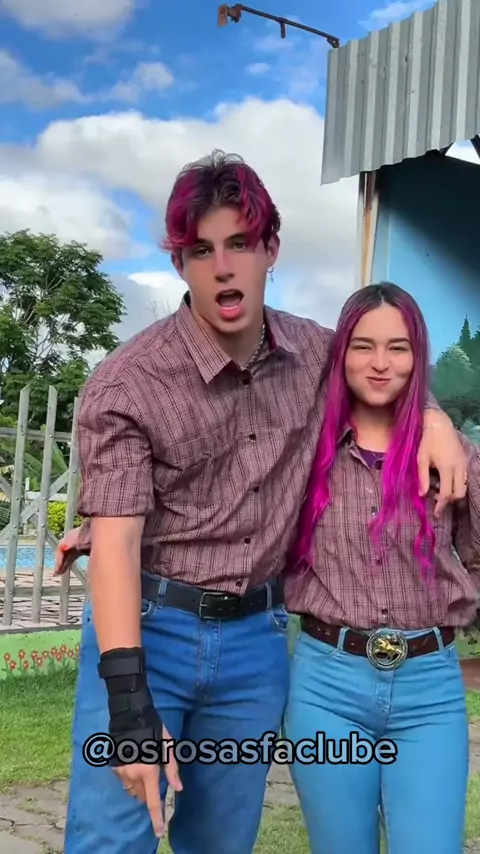 ketlen e void se beijando:void e ketlenof de agro! ...| Kwai