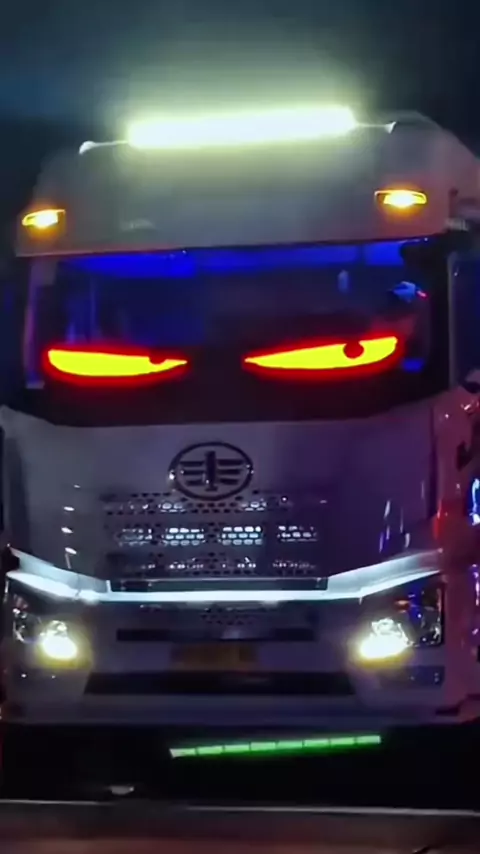 caminhão com olhos de led | Discover